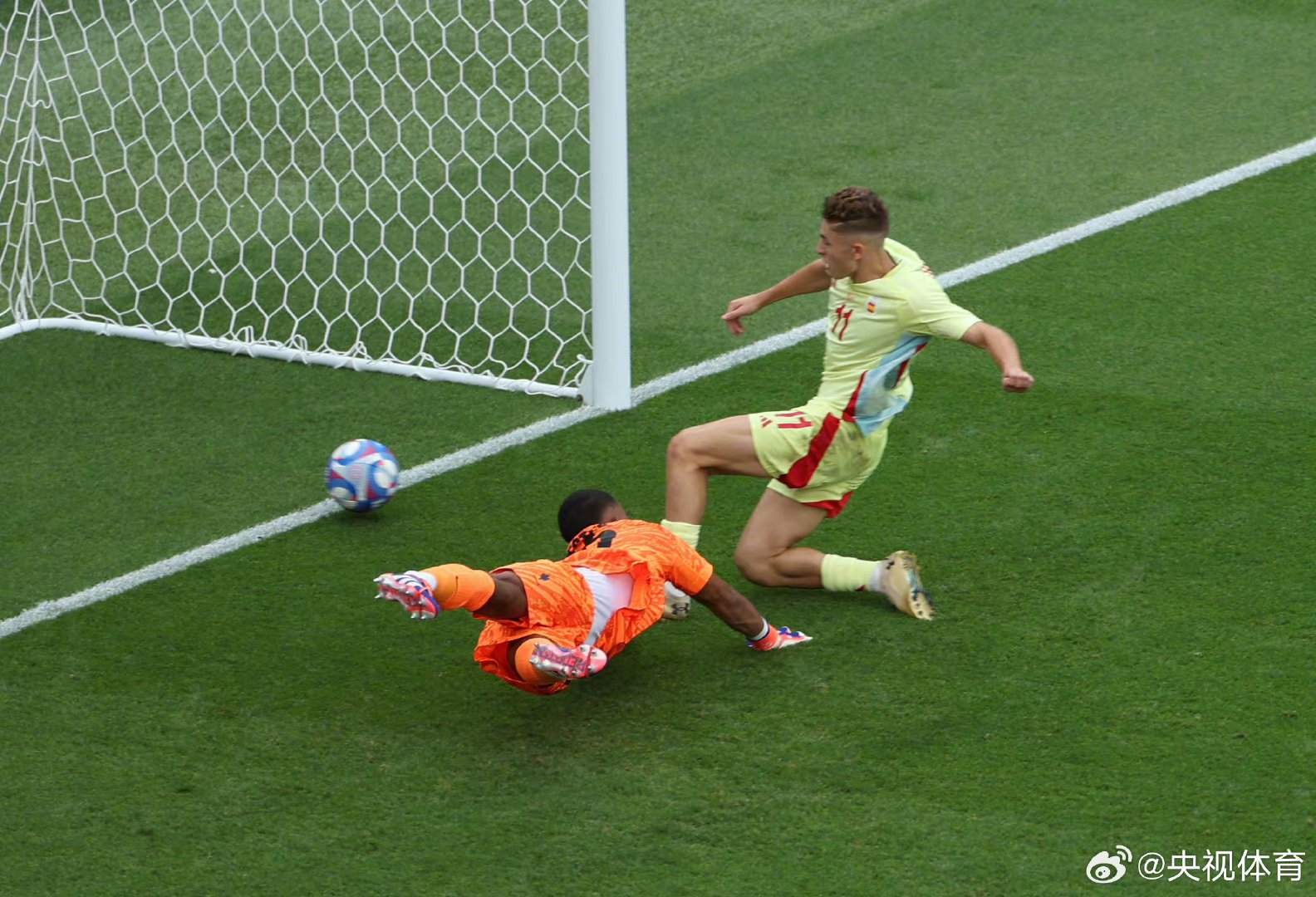 华体会网址-足球比赛玩家抗压表现令人瞩目