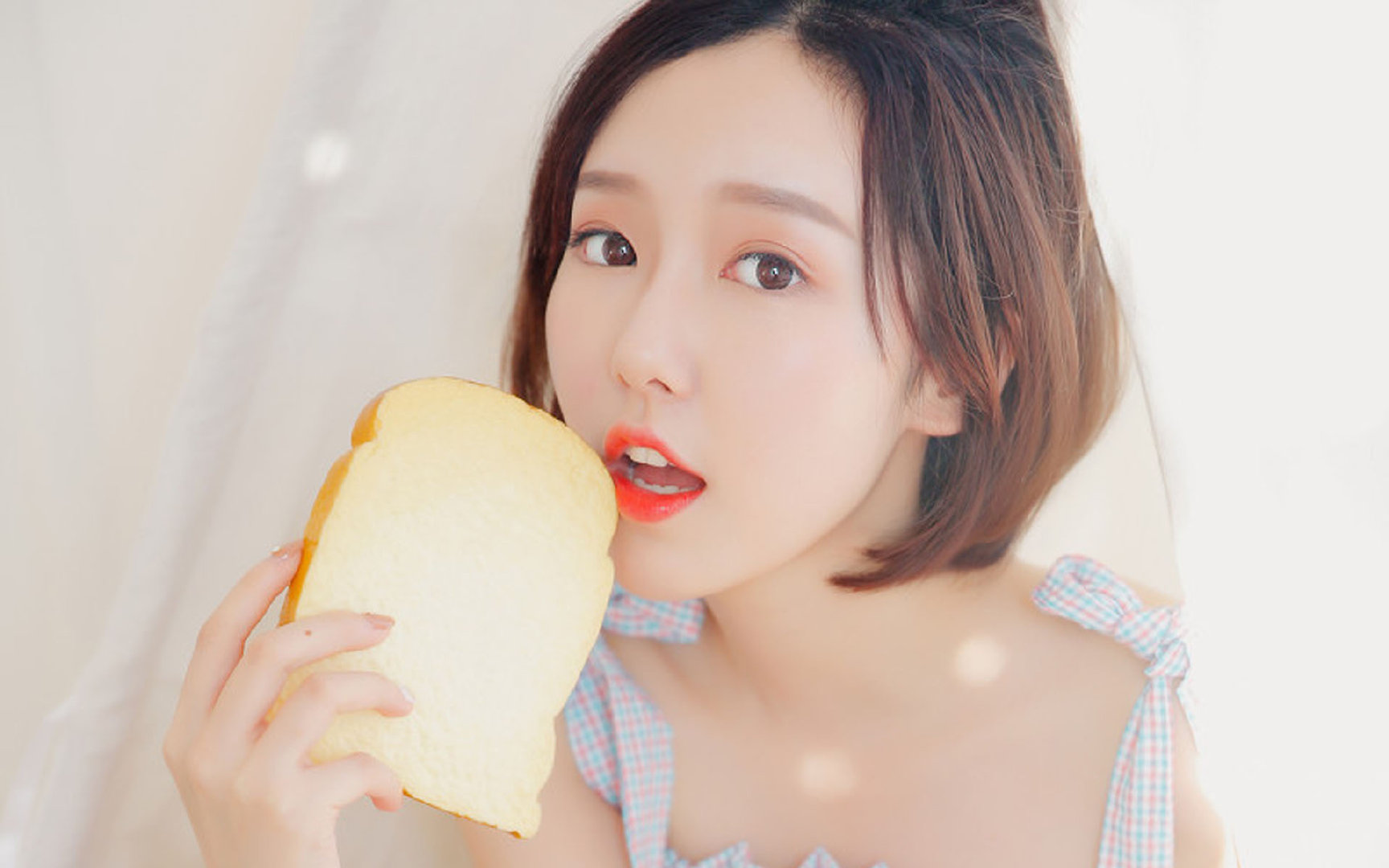 华体会app-中场魔术师点亮都灵夜空！若日尼奥打出统治级数据，尤文压哨绝杀惊险过关