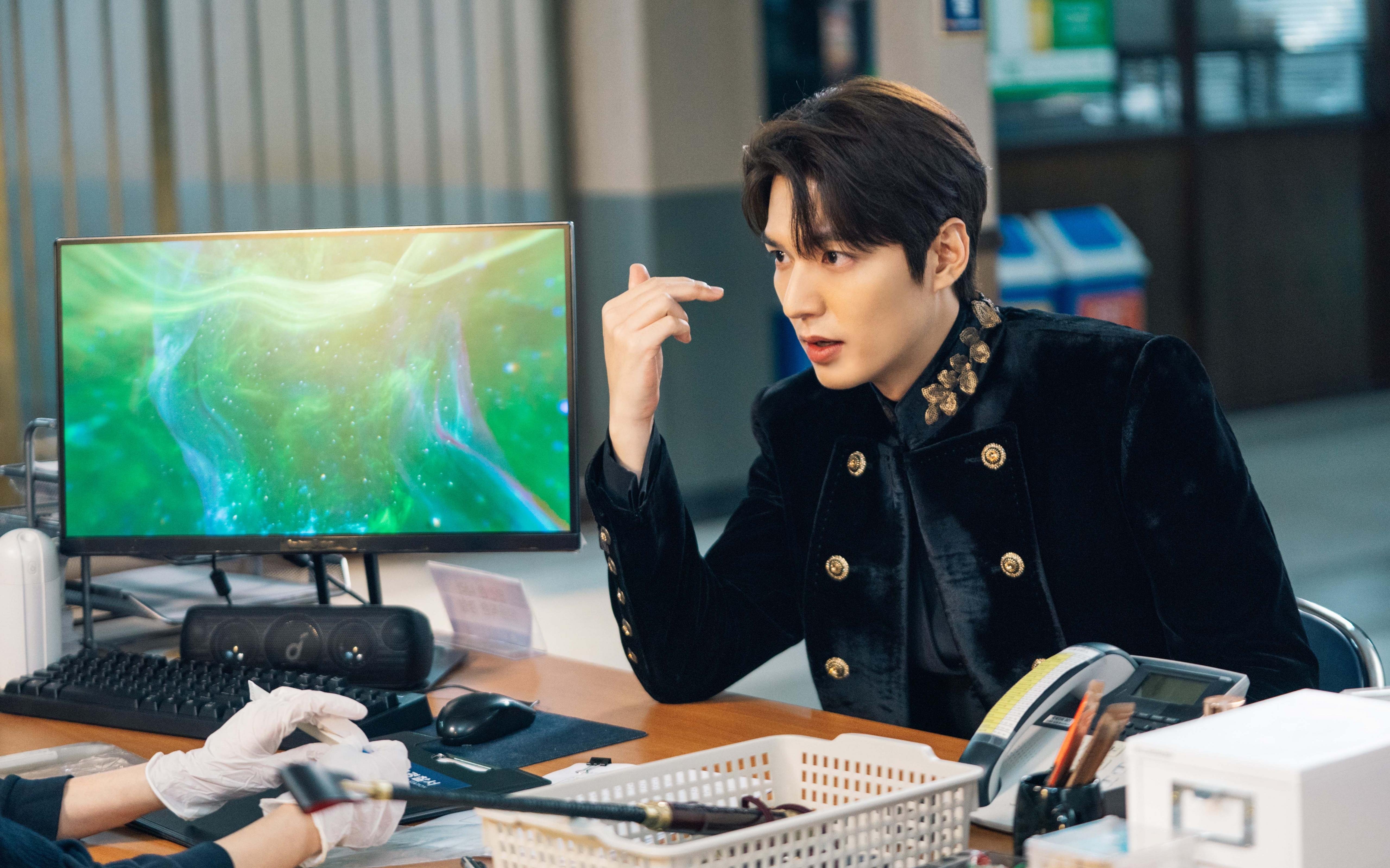 法比尼奥关键先生闪耀，澳大利亚战术压制力克比利亚雷亚尔