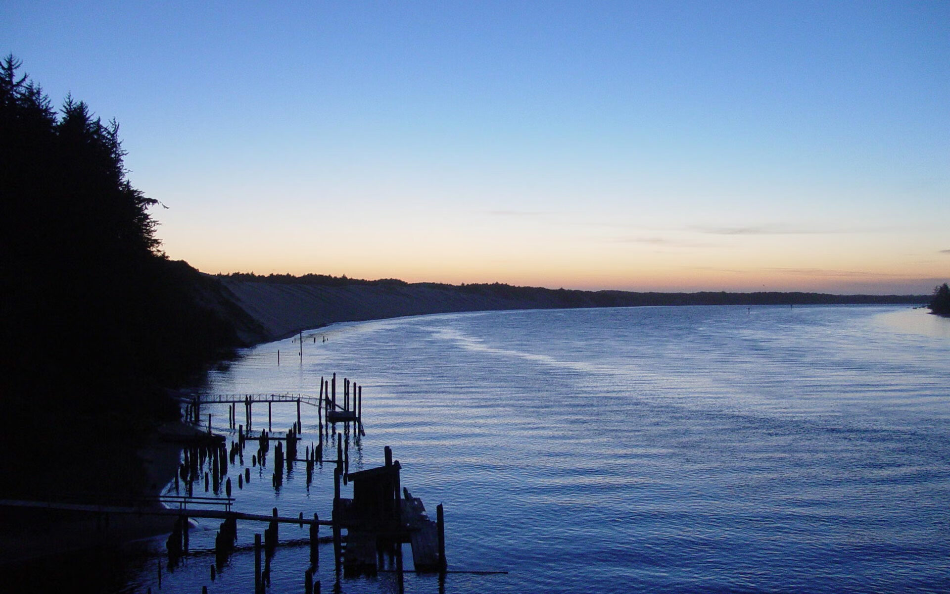 华体会体育-跨越大洋的篮球对话，欧文巨星光芒照亮快船与山西的独特对决